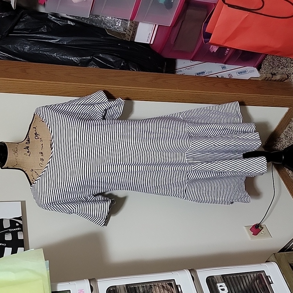 NWT small navy and white striped Vinyard vines dress.